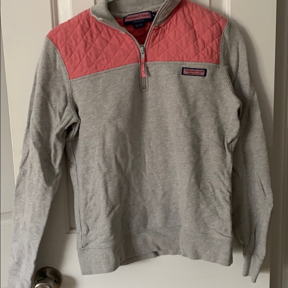 Vineyard Vines sweatshirt